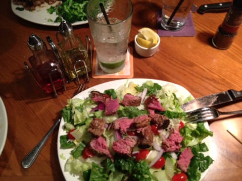 Outback 6oz. sirloin with double salad sides. No cheese, or croutons. Red wine vinegar dressing. No oil. 